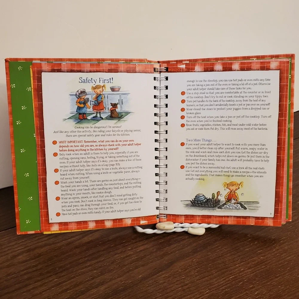 Paula Deen's My 1st Cookbook w/Grandkids by Paula Deen 176 pg Emmy Award Winning